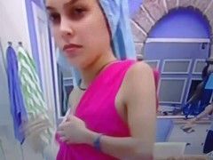 BBB 17 gêmea Mayla paga peito ao troca de blusa Vídeo HD
